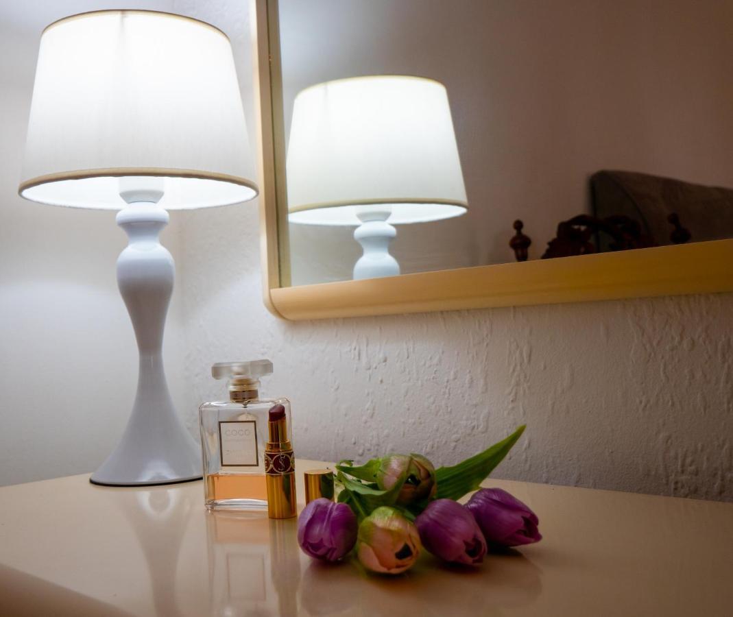 Art Apartment Sole Pula Bagian luar foto