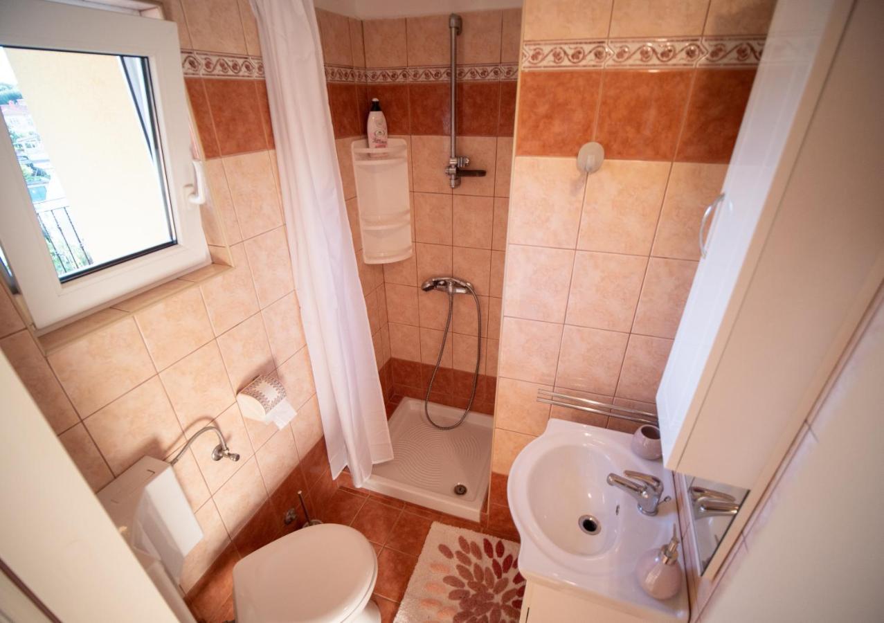 Art Apartment Sole Pula Bagian luar foto