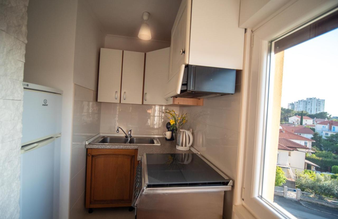Art Apartment Sole Pula Bagian luar foto