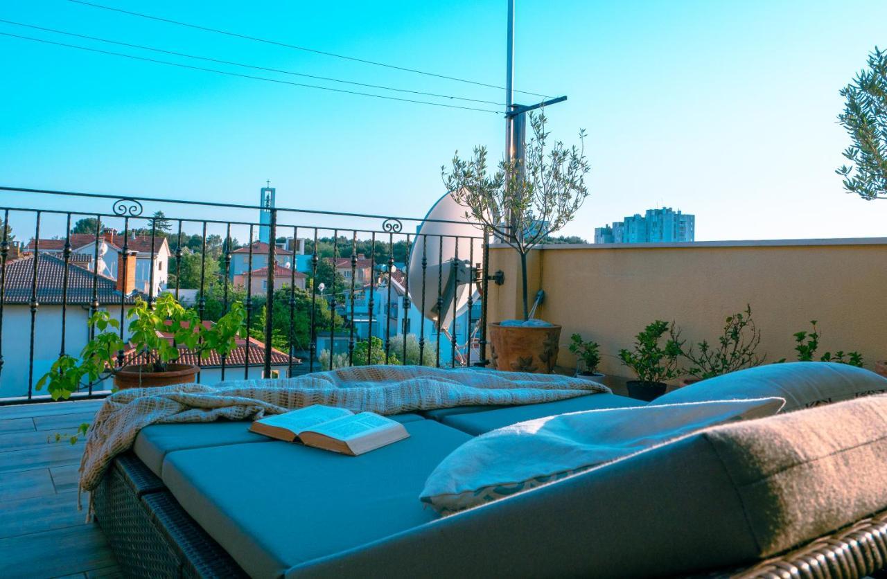 Art Apartment Sole Pula Bagian luar foto