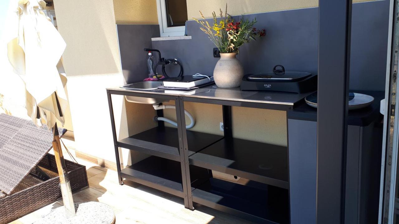 Art Apartment Sole Pula Bagian luar foto